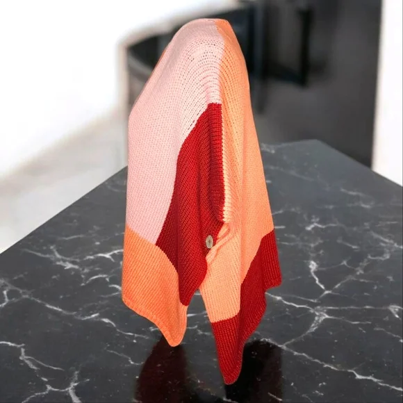 COCOGIO Colorblock Open Front Shawl - One Size - Picture 7 of 8